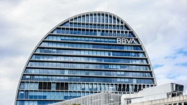 La CNMV aprueba la mejora de la oferta de BBVA por Sabadell y amplía el plazo hasta el 10 de octubre