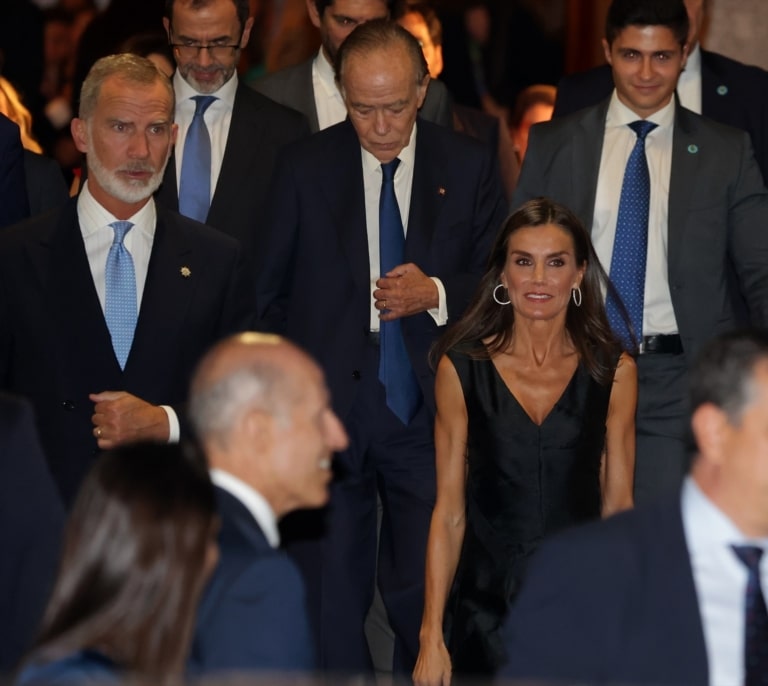 Los Reyes abren su palco del Palacio Real por primera vez en 175 años