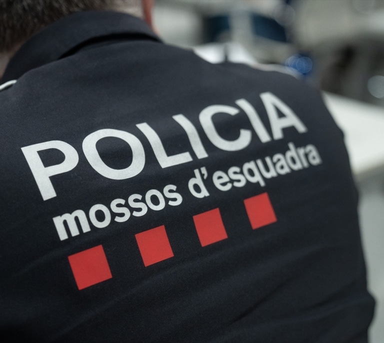 Muere un menor tras ser agredido en Sants-Montjuïc (Barcelona)