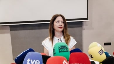 Leire Díez admitió ante el exsecretario de Estado de Interior del PP que Moncloa y Ferraz la pusieron “al frente” de sus gestiones