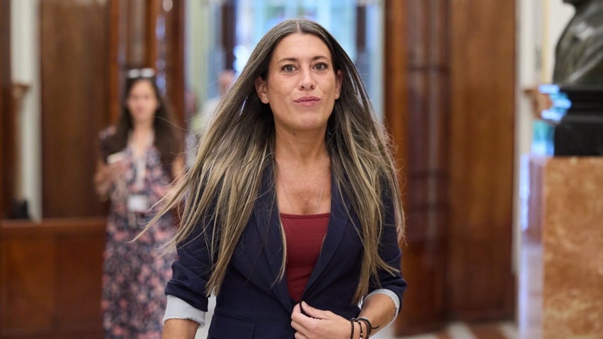 Junts pacta con el Gobierno que grandes empresas deban atender en catalán, incluso fuera de Cataluña