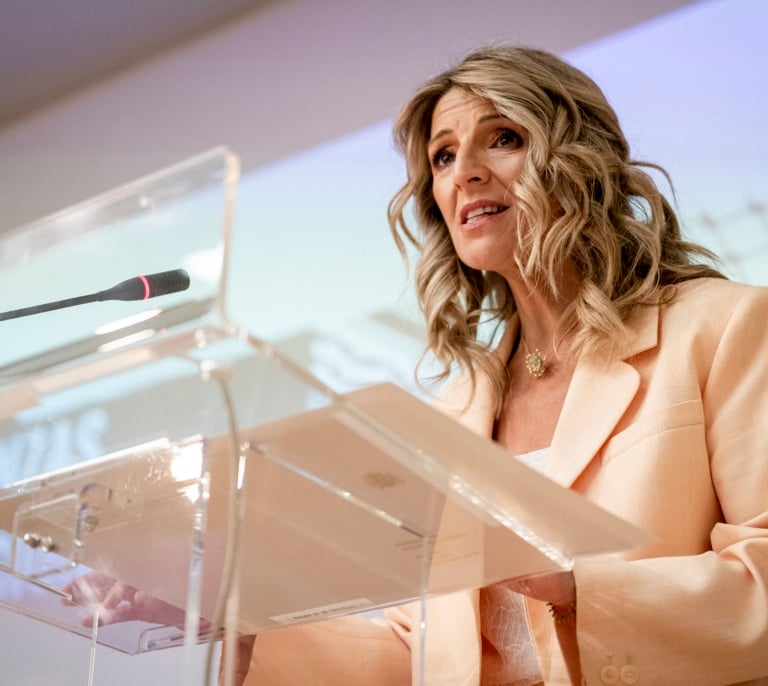 Registro horario por decreto: el 'plan B' de Yolanda Díaz si la reducción de jornada fracasa el miércoles en el Congreso