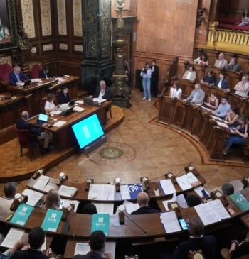El pleno de Barcelona rechaza por mayoría rebautizar la calle Sabino Arana [...]