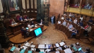 El pleno de Barcelona rechaza por mayoría rebautizar la calle Sabino Arana por Miguel Ángel Blanco