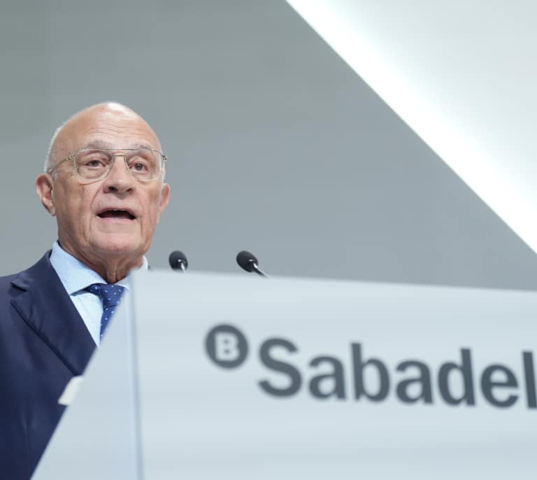 ¿Quién es el consejero díscolo del Sabadell?
