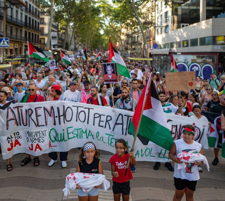 Génova se prepara para un nuevo "No a la guerra" jaleado por Moncloa