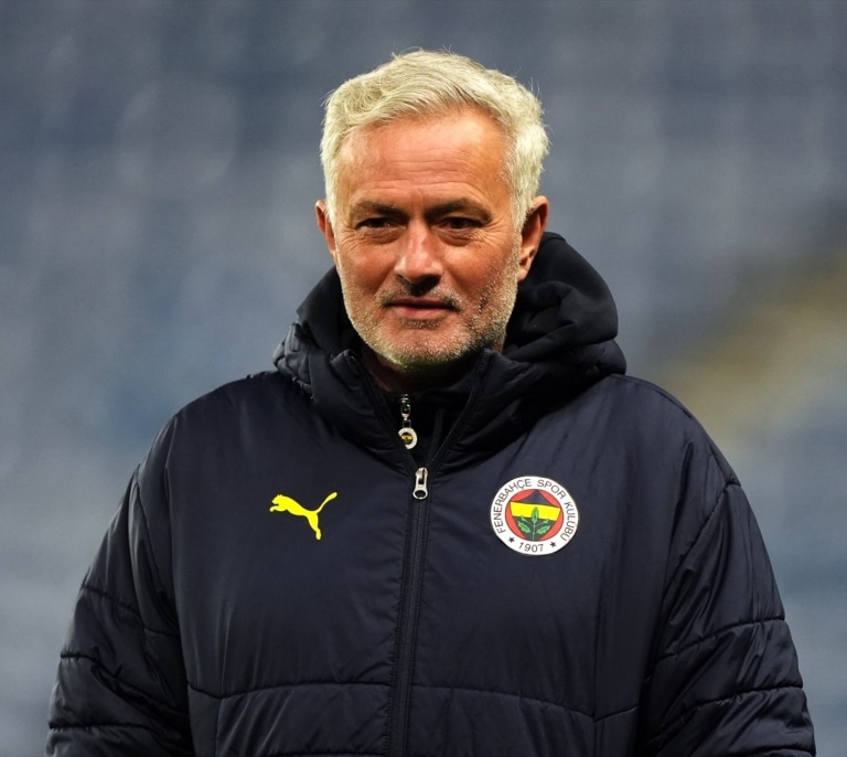 José Mourinho vuelve a casa: El Benfica oficializa su regreso 25 años después