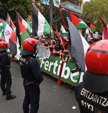Pradales carga contra Bildu por "jalear" las protestas de la Vuelta a [...]