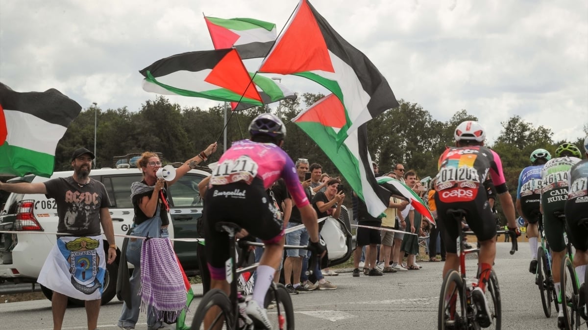 La Vuelta a España niega que se vaya a cancelar la etapa final de Madrid por las protestas pro-Palestina