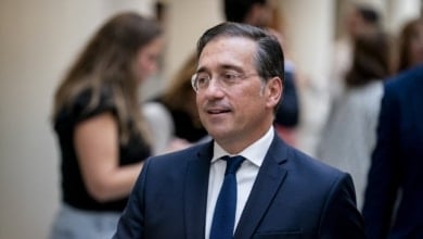 Albares dice que España "tiene todo el derecho" a reconocer sus lenguas oficiales en Europa
