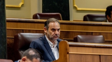 El Supremo divide en dos el 'caso Koldo': por un lado la compra de mascarillas y, por otro, las adjudicaciones de obra pública