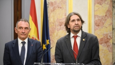 Junts vuelve a unirse a PP y Vox para tumbar la creación de una oficina anticorrupción