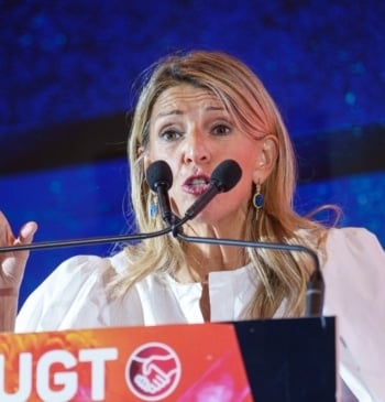 Yolanda Díaz reta a los empresarios: acelera el registro horario y convoca [...]