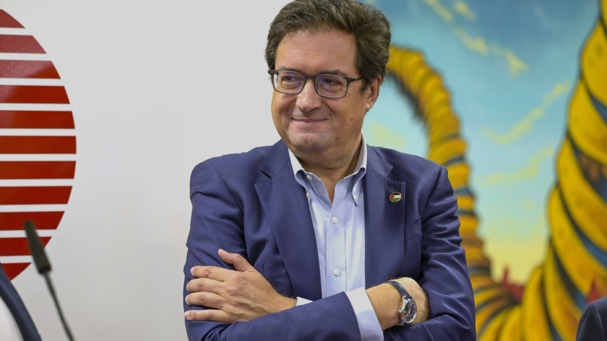 La Fiscalía Europea tiene imputado a Prieto, un directivo de Red.es que sigue con Óscar López