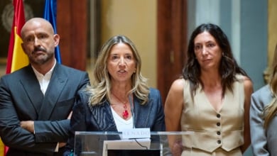 Gobierno y comunidades gobernadas por el PSOE no acuden al debate sobre las pulseras anti maltratato
