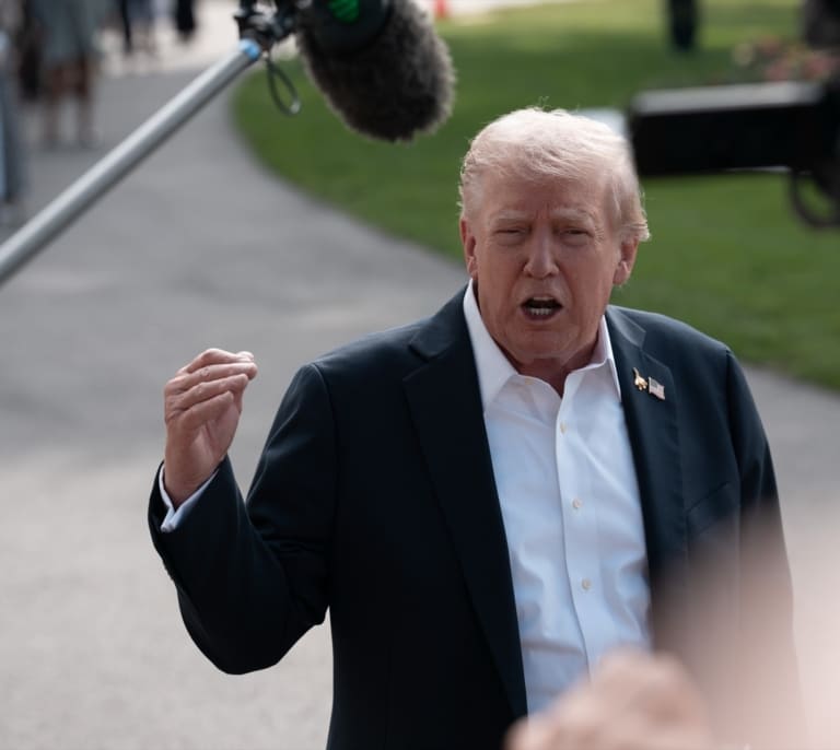 EEUU revoca la visa a  Gustavo Petro por instar a soldados estadounidenses a desobedecer a Trump