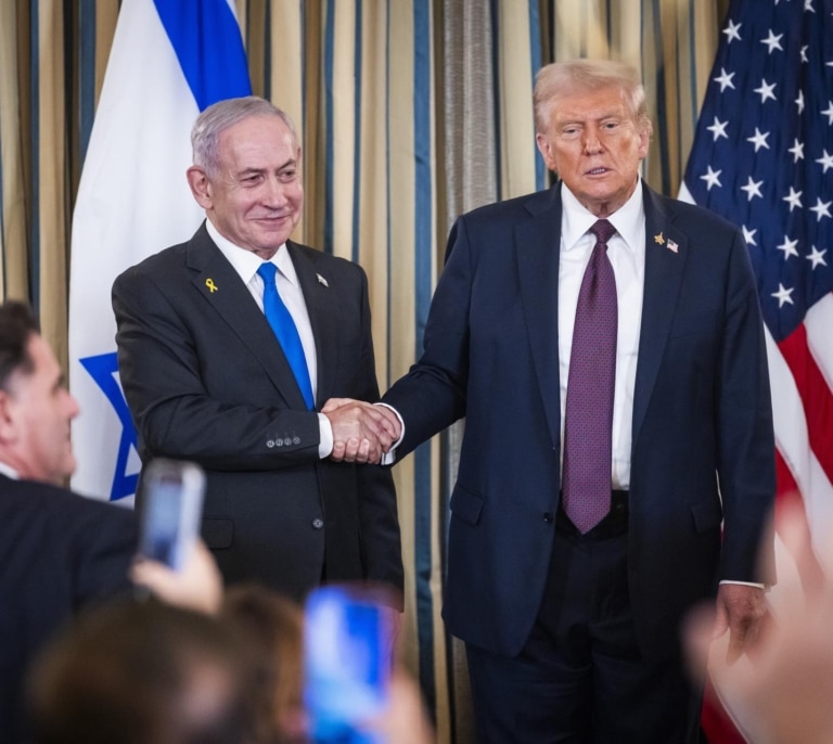 Trump lanza un ultimátum a Hamás con una paz diseñada sin los palestinos: “Si la rechazan, Israel tiene mi apoyo para destruirlos”