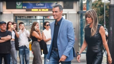 Los correos de Begoña Gómez con la Complutense, clave del delito de malversación que le atribuye el juez Peinado