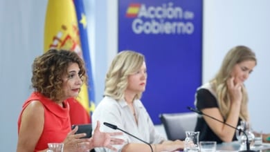 El Gobierno activa la maquinaria de los Presupuestos y encara un arranque parlamentario con curvas