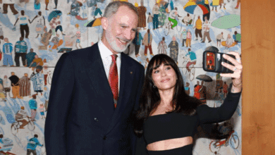 Aitana, protagonista en los premios Vanguardia 2025 y su 'selfie' con el Rey
