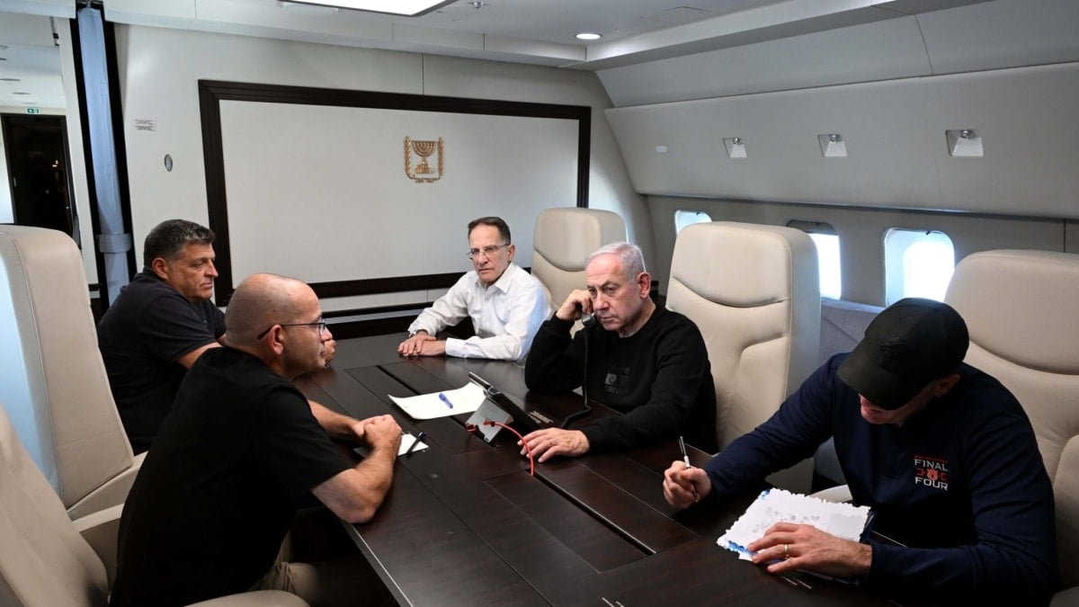 El avión de Netanyahu vuelve a cruzar el estrecho de Gibraltar para evitar Francia