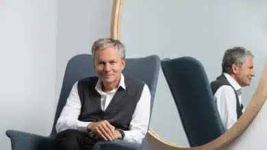 Quién es Martín Varsavsky, el empresario que invitó a cenar a los ciclistas israelíes