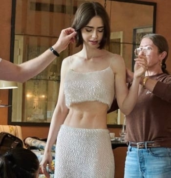 Lily Collins y otras celebridades que encienden las alarmas por sus sorprendes [...]