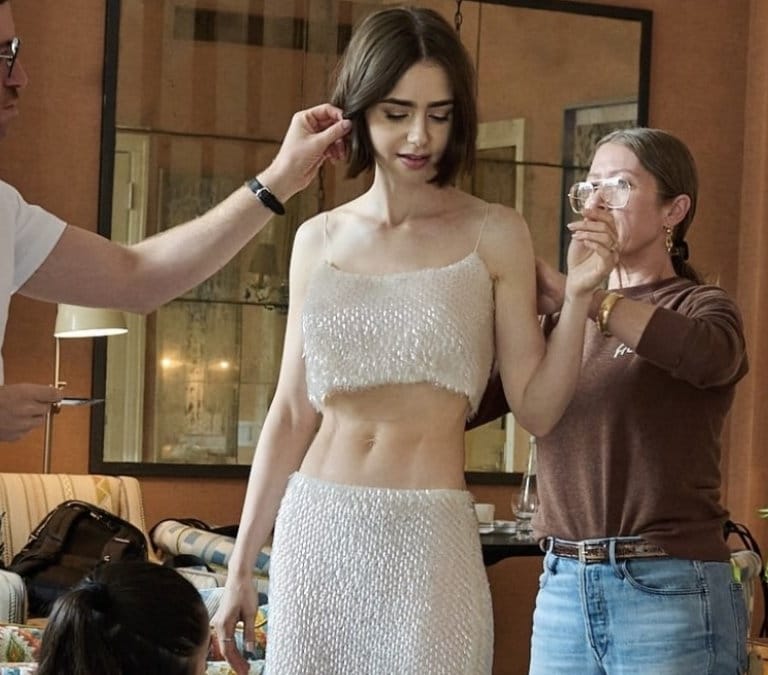 Lily Collins y otras celebridades que encienden las alarmas por sus sorprendes cambios físicos: ¿cirugía, trastornos o medicamentos?