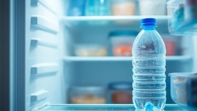 Así debes limpiar las botellas para que no se conviertan en un nido de bacterias