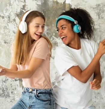 Top 10 apps para escuchar música online: precios, ventajas y cuál elegir