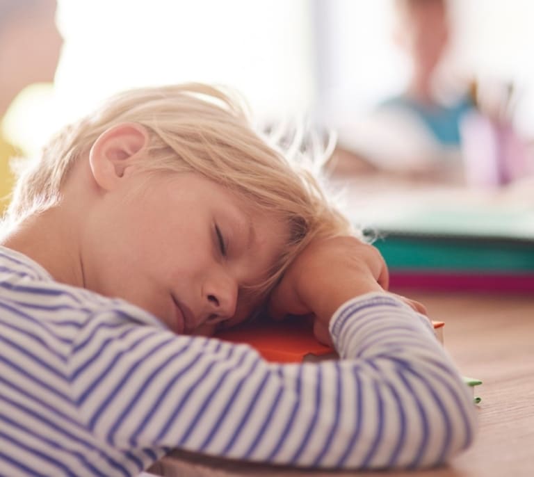 ¿Tu hijo padece narcolepsia? Estos son los síntomas que pueden ayudarte a detectarlo