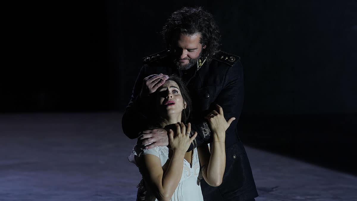 Asmik Grigorian (Desdemona), Brian Jagde (Otello)