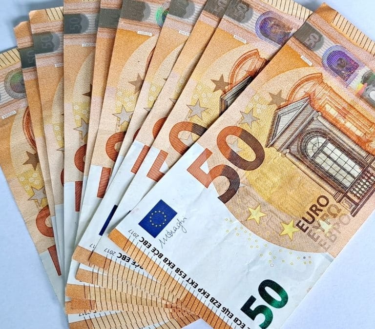 Cómo cobrar una pensión de hasta 564 euros al mes sin haber cotizado nunca