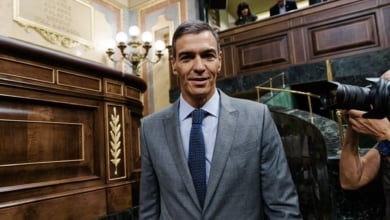 Tezanos resucita a Sánchez en el CIS a costa del PP tras la crisis de los incendios