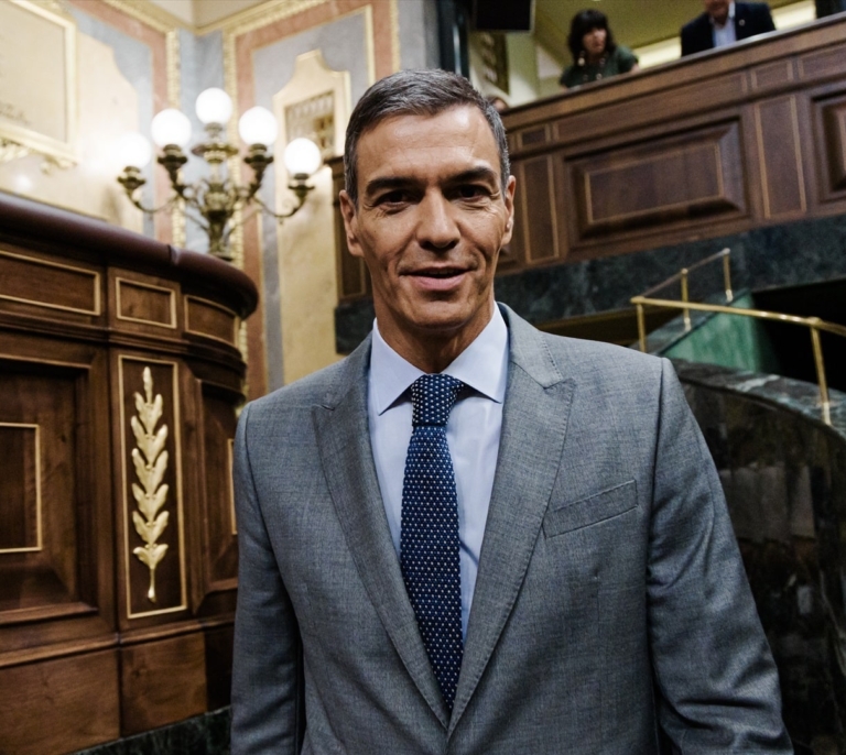 Tezanos resucita a Sánchez en el CIS a costa del PP tras la crisis de los incendios