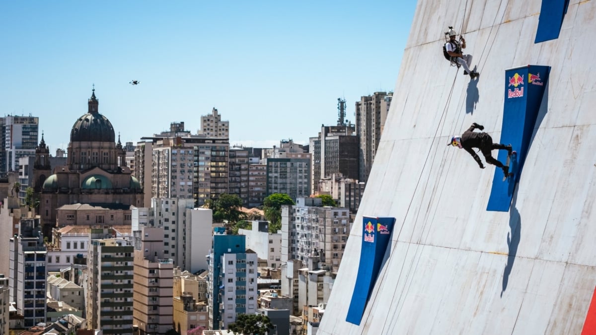 Sandro Dias durante su hazaña de este jueves en Porto Alegre.