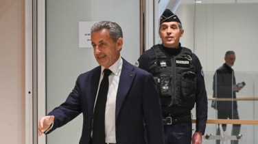 Sarkozy recupera la libertad tras pasar 20 días en prisión