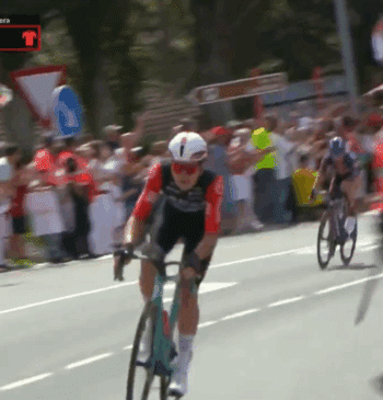 Un ciclista de la Vuelta a España que se cayó por culpa [...]