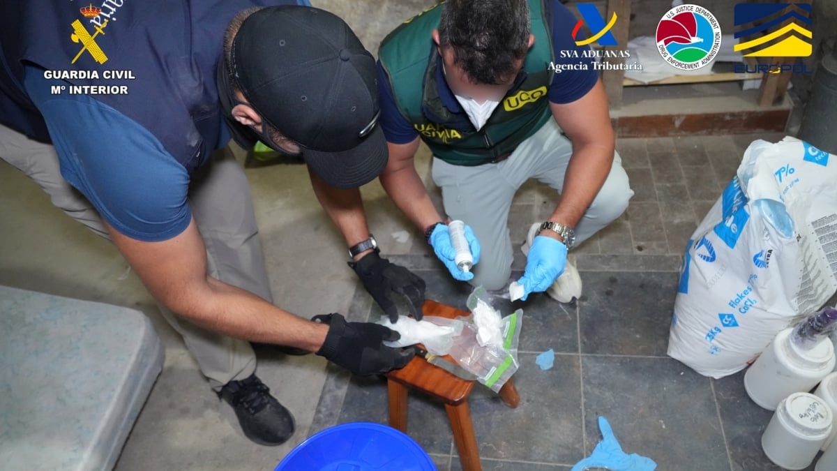 Así encontró la Guardia Civil un laboratorio de cocaína en Tenerife digno de 'Breaking Bad'