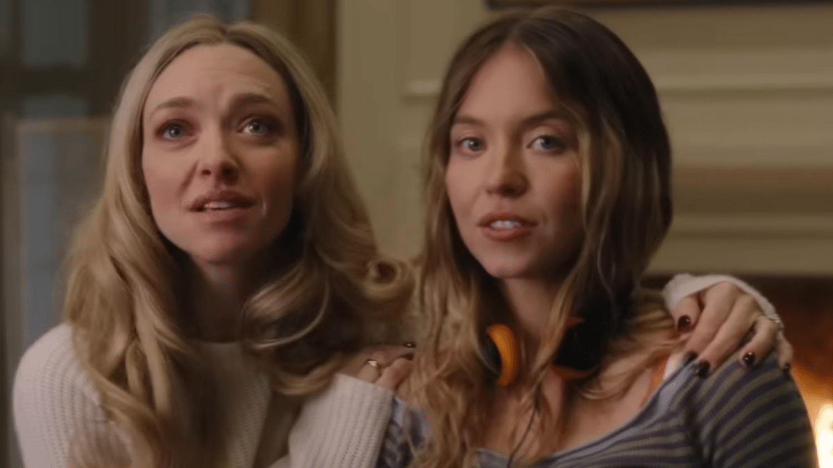 Amanda Seyfried y Sydney Sweeney en la adaptación de 'La asistenta'.