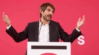 Sumar pone a prueba su unidad de voto frente al traspaso de competencias de inmigración que exige Junts