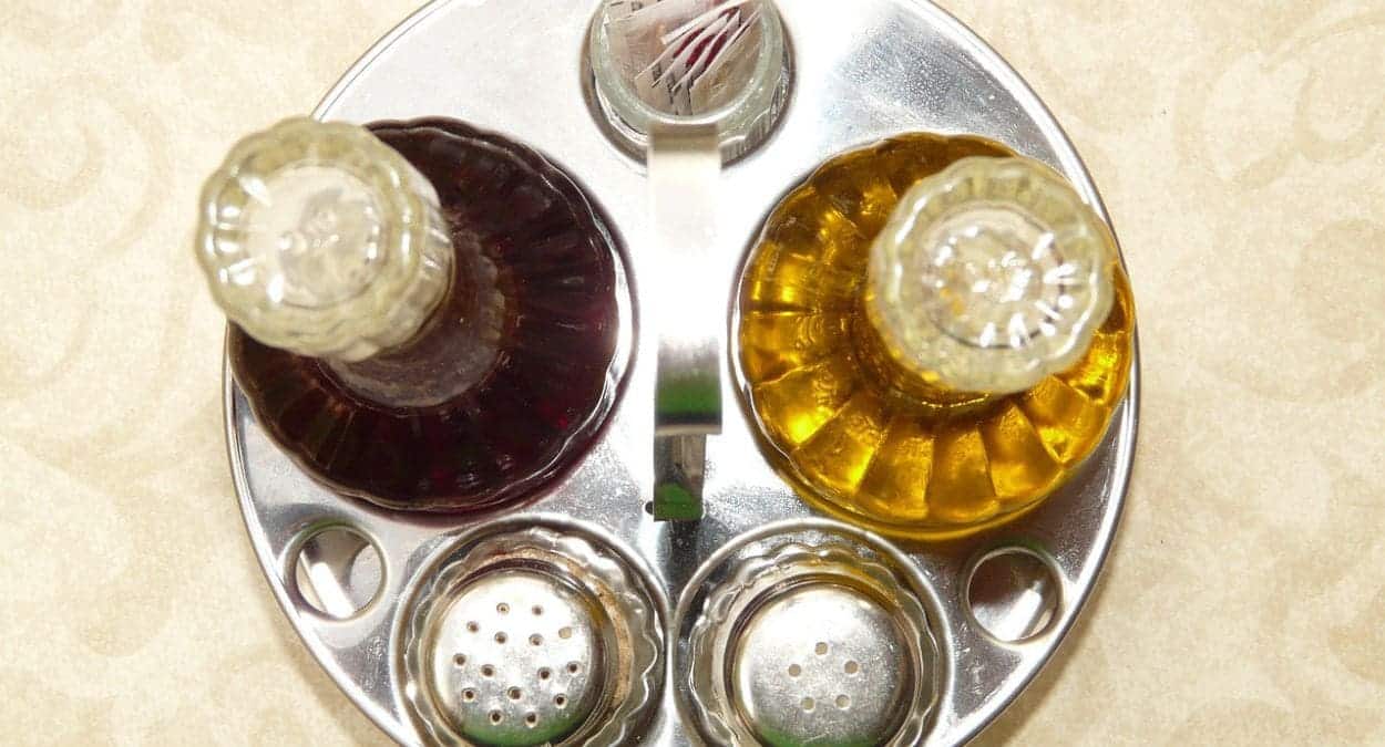 La nueva mezcla viral para limpiar superficies de plata, acero y cualquier otra mancha del hogar
