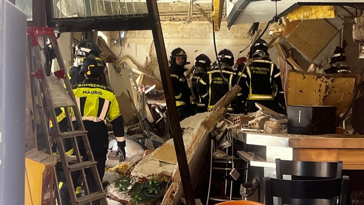 Una explosión en un bar de Puente de Vallecas deja al menos 25 heridos, uno de ellos grave