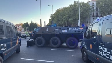 Qué son las 'tanquetas' que la Policía desplegó para contener a los manifestantes de La Vuelta