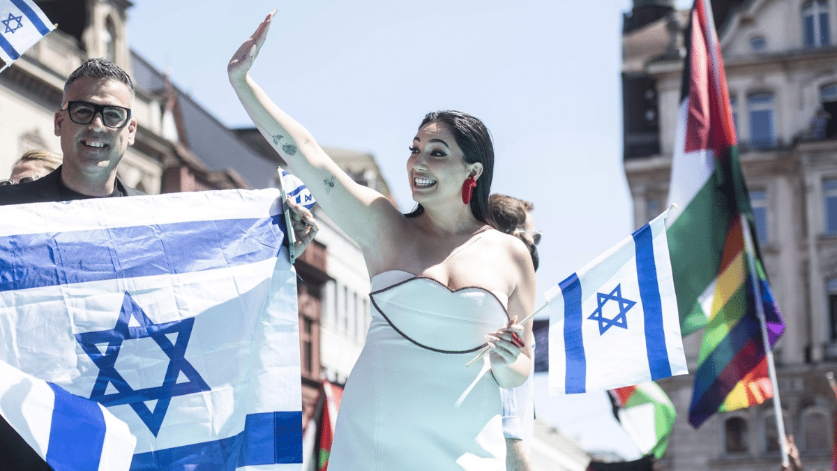 La representante de Israel en la última edición de Eurovisión, Yuval Raphael, durante uno de los actos previos al festival en Basilea.