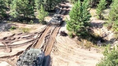Rusia y Bielorrusia juegan a la guerra mientras Polonia cierra y refuerza su frontera con 40.000 efectivos