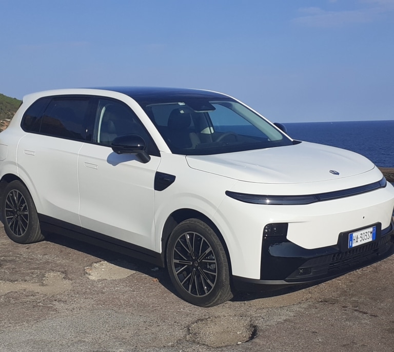 Leapmotor B10: Directo al blanco