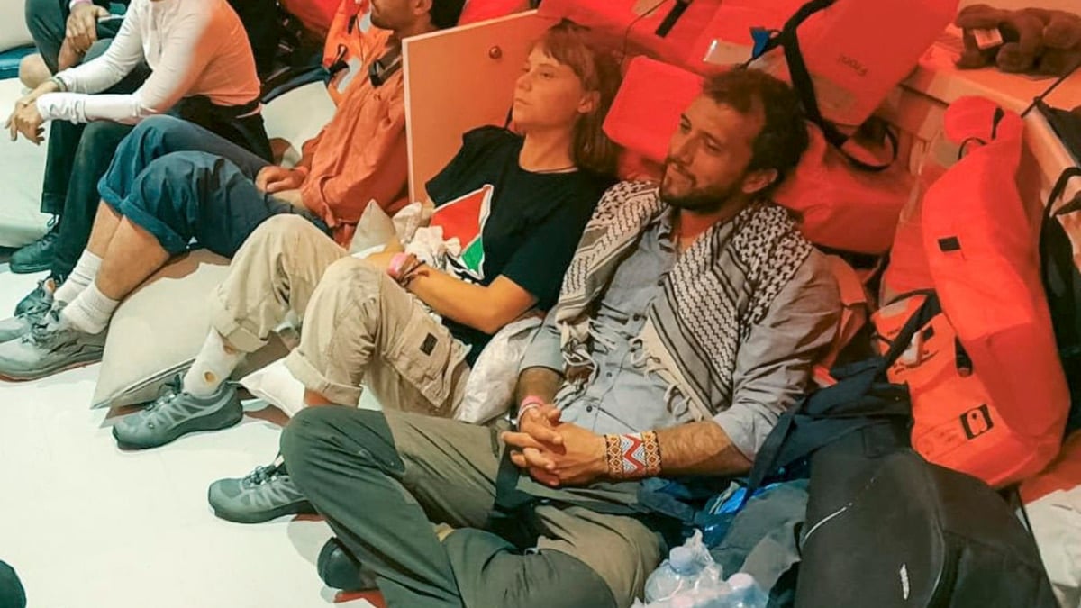 El Mikeno, el barco de la flotilla más cercano a la costa de Gaza, asaltado por Israel