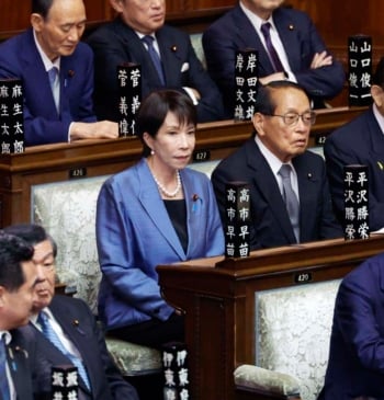 Japón elige una primera ministra (y es conservadora)