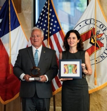 Ayuso pide a Trump desde Texas que retire los aranceles al aceite [...]